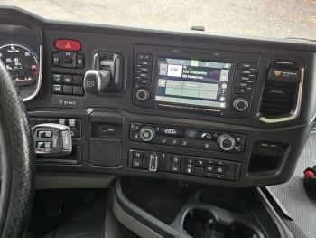 R520 V8 6x2/4 / EPSILON CRANE + HOOKLIFT